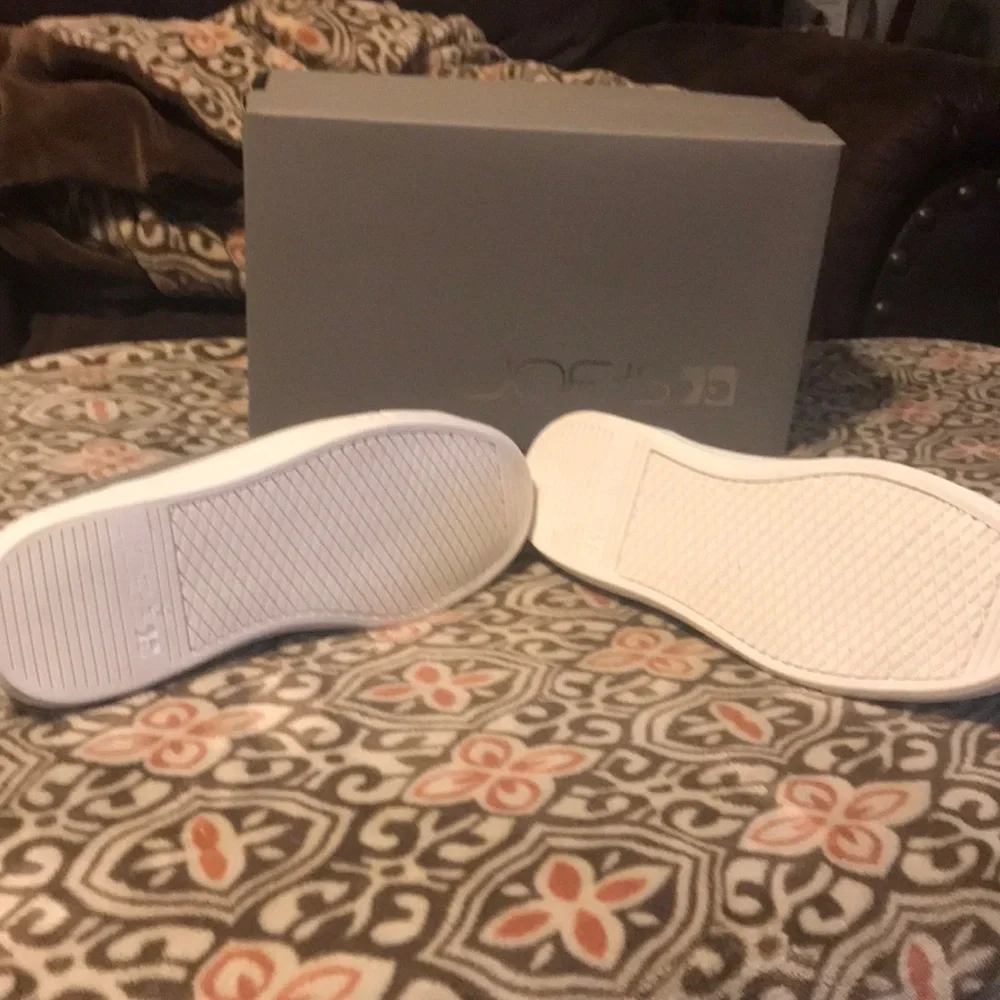 NWT Joe’s Jeans Men’s Low Joe Sneaker